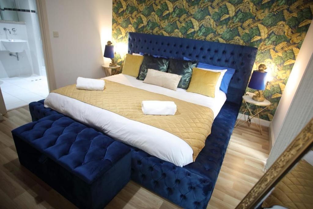 Chicstay Moura Birmingham Bagian luar foto